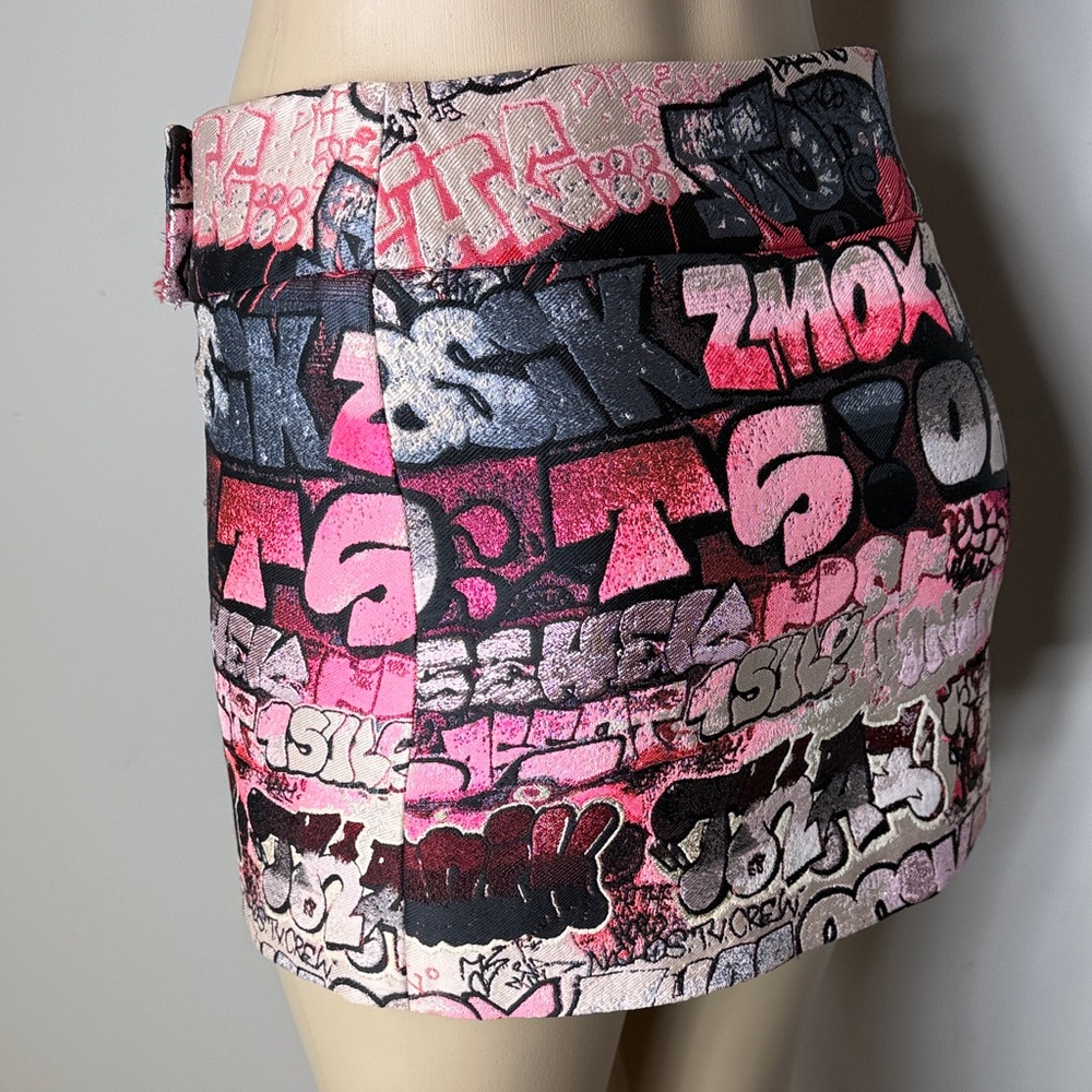 Pink & Black Graffiti-Print Mini Skirt - Picture 5 of 13